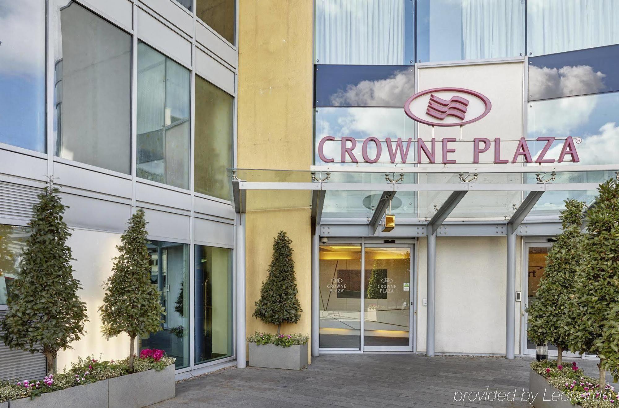 Crowne Plaza London Battersea Londres Exterior foto
